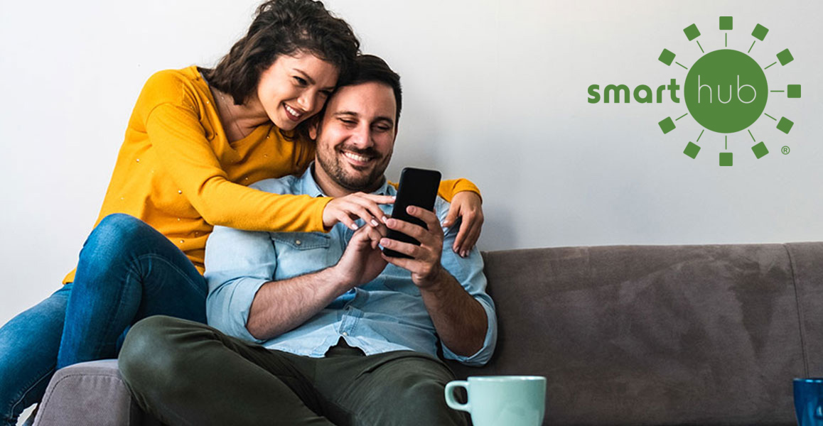 SmartHub Couple + Logo